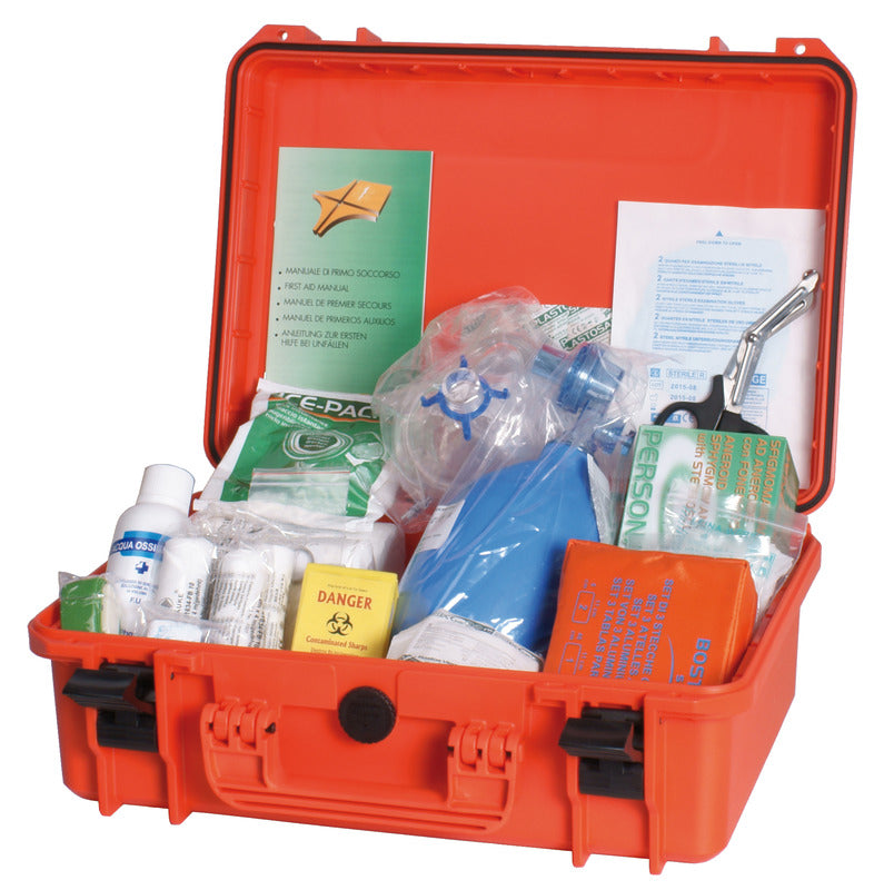 First aid kit, Table D. Made in compliance with Ministerial Decree 10/03/2022 in force as of 10/05/2022.