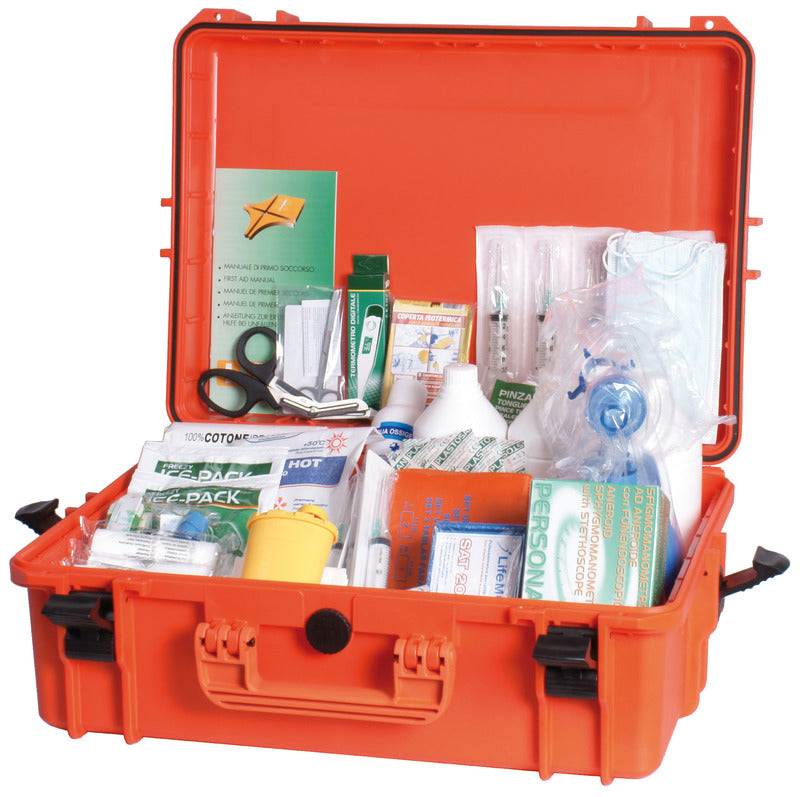 First aid kit, Table A, in IPX7 watertight case. Made in compliance with Ministerial Decree 10/03/2022 in force as of 10/05/2022.