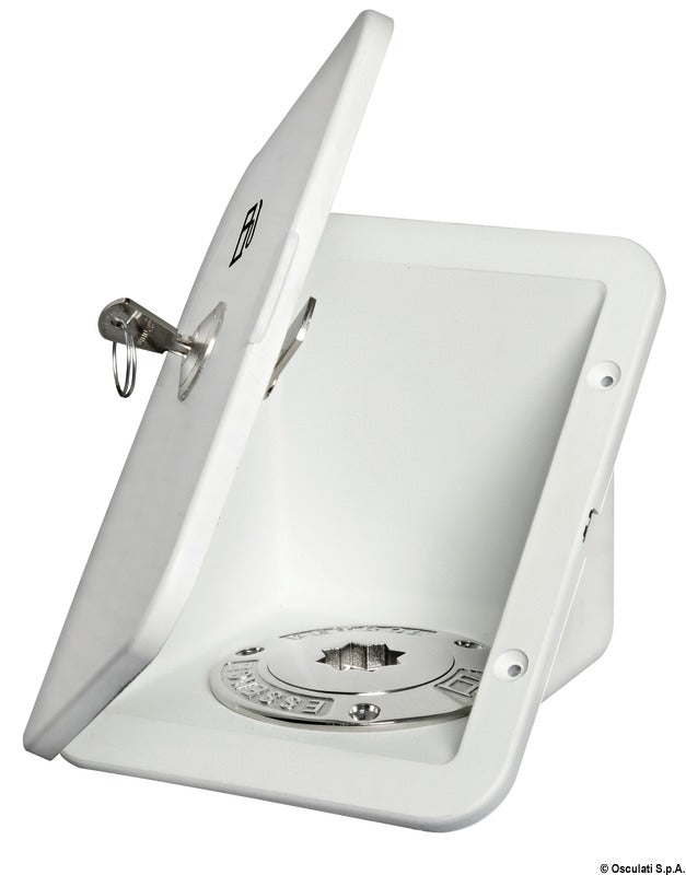 Built-in compartment for Deck Filler